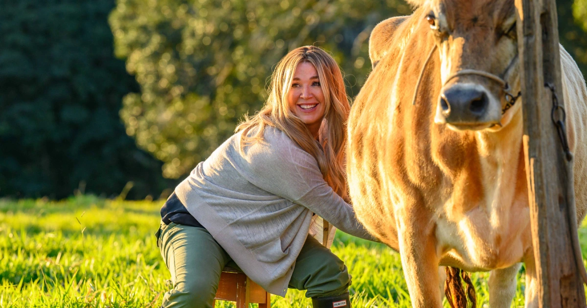 Poppy Montgomery dans "Christmas on the farm"